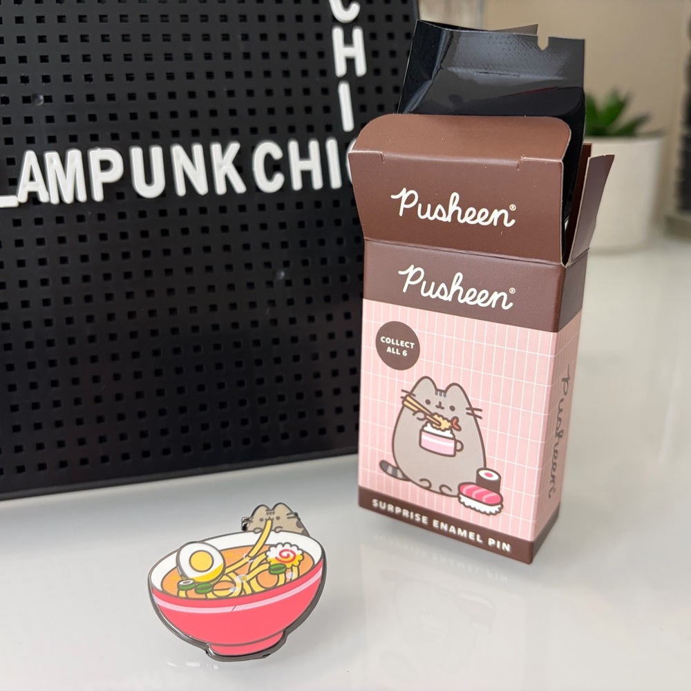 *SOLD* Pusheen The Cat Ramen Sushi Enamel Pin Blind Box Hot Topic - Ramen Bowl
